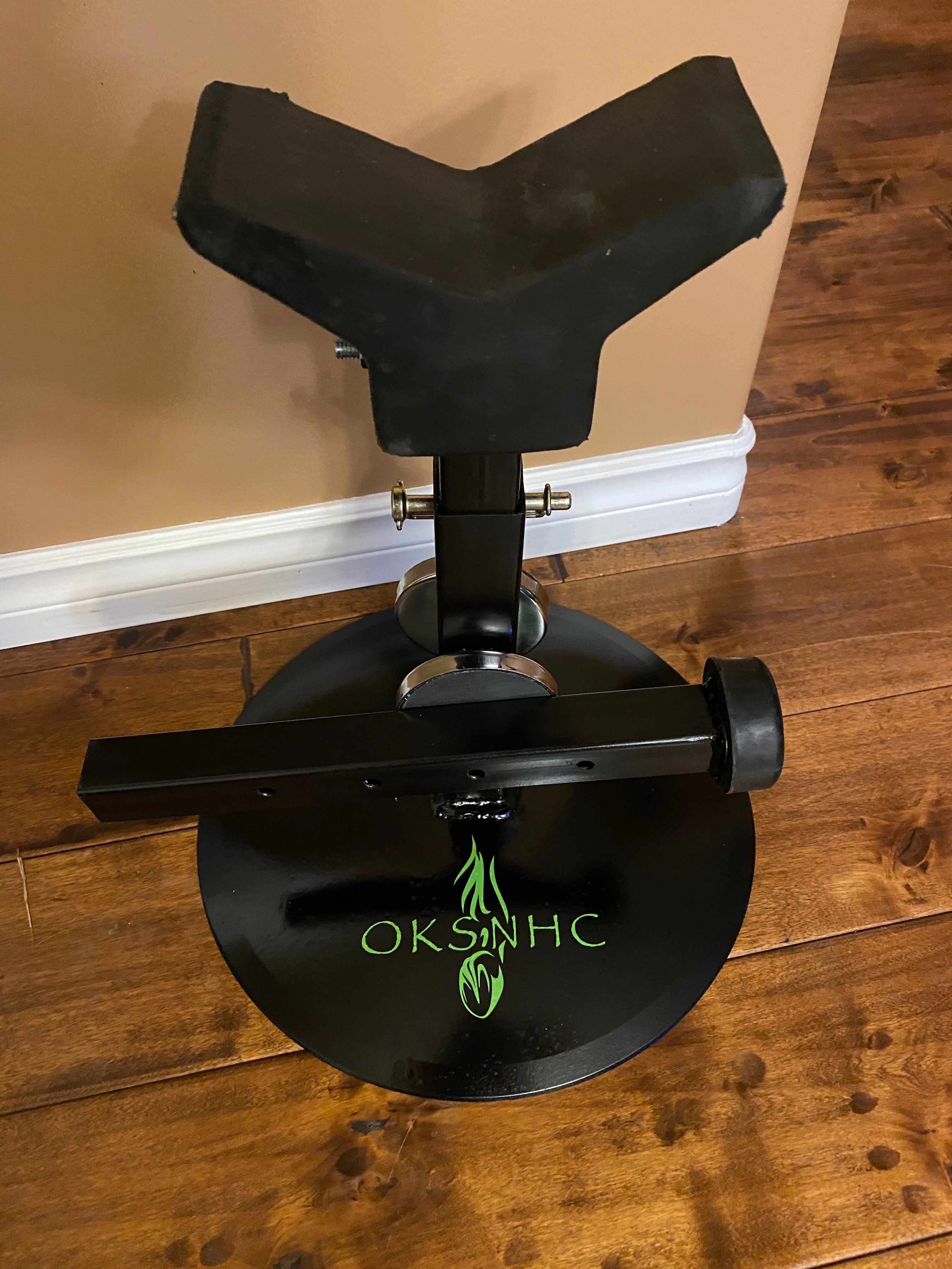 OKSNHC Custom Built Hoof Stand Adjustable Height