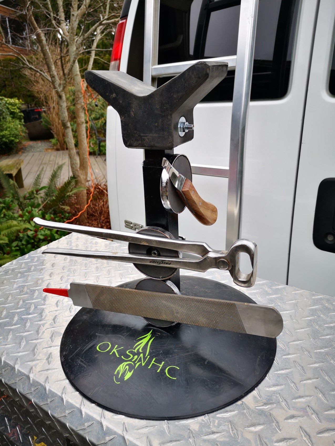 OKSNHC Custom Built Hoof Stand Adjustable Height